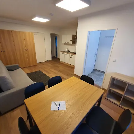 Apartment Pm Cityapart Lend *